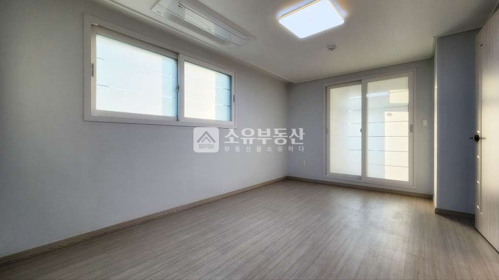경기 수원권선구 구운동 ★첫입주 풀옵션 복층 테라스 매물 등장 ★ 세대별주차 반려동물까지 완벽 월세 매물번호 10132 사진 6