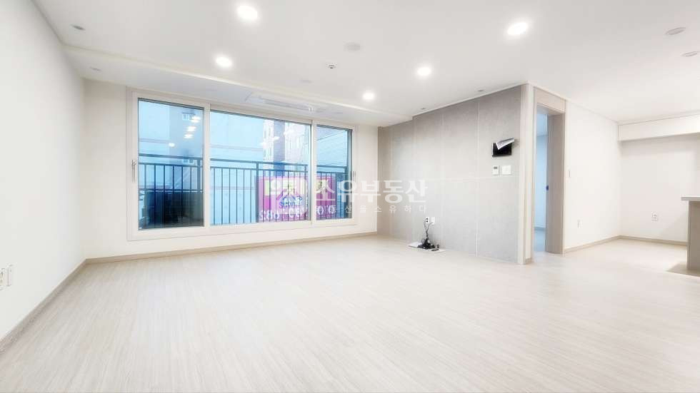 경기 수원권선구 구운동 ★신축 안전하고 넓은 풀옵션 3룸 등장이용★ 아이들과 함께 살기조아효 전세 매물번호 10136 사진 2
