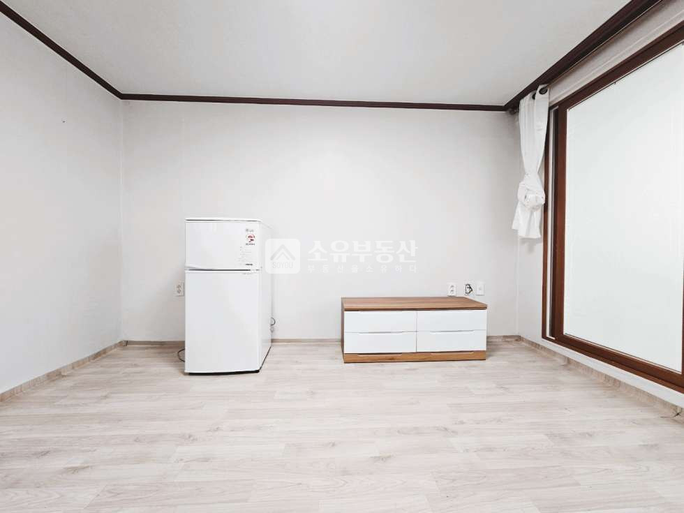 경기 수원팔달구 우만동 우만동 주택가 조용하고 베란다가 있는 좋은방입니다!!! 월세 매물번호 10171 사진 5